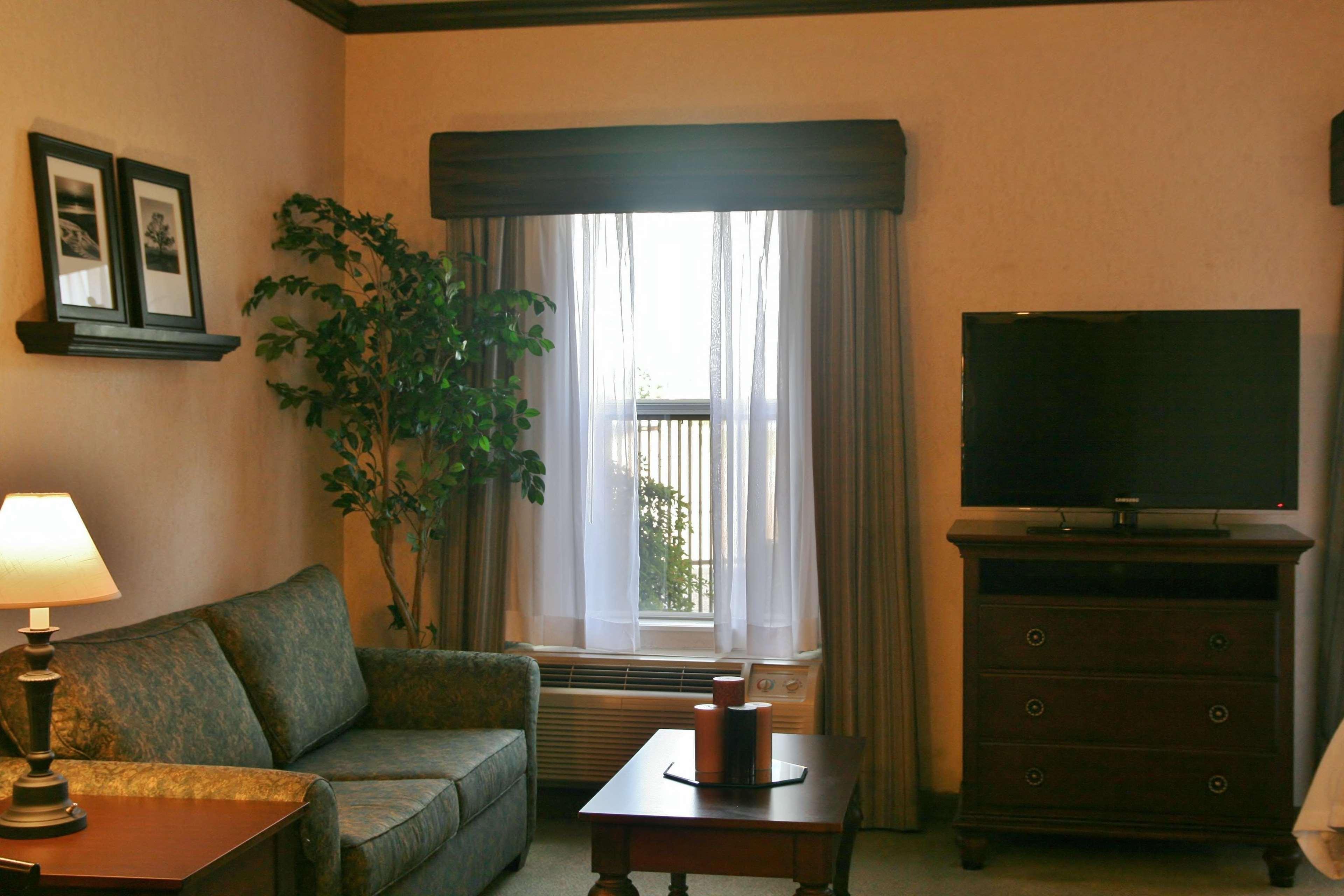 Hampton Inn And Suites Лафкин Экстерьер фото